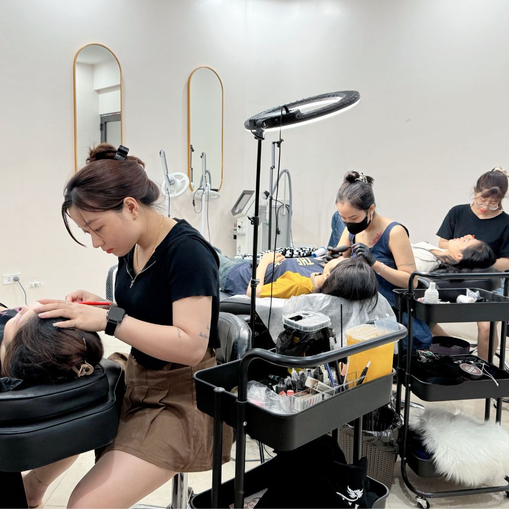 khử thâm môi kiêng ăn gì